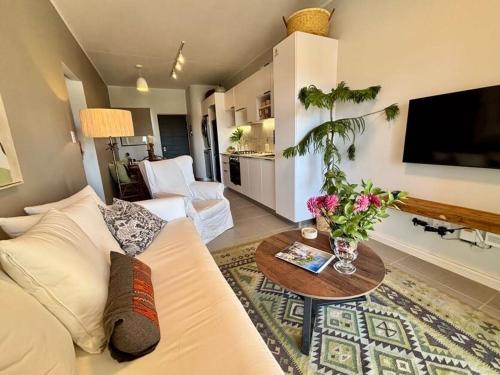 2 bedroom modern apartment – khách sạn tại Welgevonden Estate