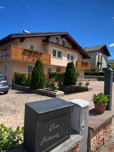 Exterior view of Casa Pallanch