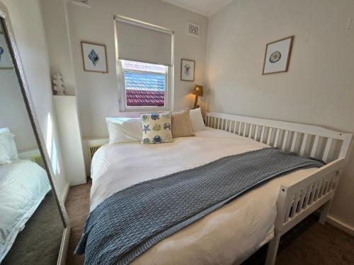 The Palm Suite on Francis - image 12