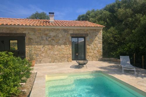 Maison type bergerie proche Porto-Vecchio – khách sạn tại Lecci