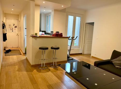 Стая за гости, Perfectly Located one bedroom apartment near Paris in Шатилон