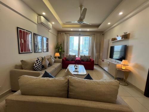 Elysium Serviced Apartments Opposite Centaurus Mall Islamabad-SKY HEIGHTS RESIDENCY in Islamabad galvaspilsēta