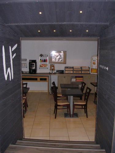 Hôtel Akena HF - image 7