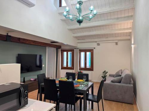 San Marco Family House, Venice