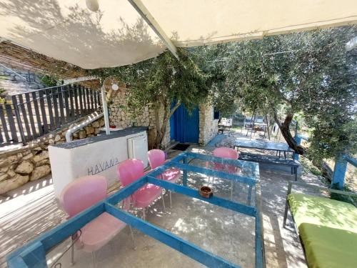 Havana chalet in Ghalboun