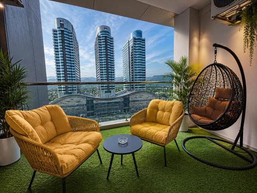 Elysium Serviced Apartments Opposite Centaurus Mall Islamabad-SKY HEIGHTS RESIDENCY in Islamabad galvaspilsēta