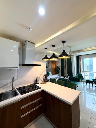 ASTORIA SIGNATURE APARTMENTS-Elysium Tower Opposite Centaurus Mall Islamabad in Islamabad galvaspilsēta