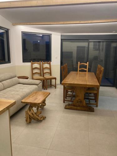 Villa avec piscine à Montpellier (Villa avec piscine a Montpellier) in Les Cevennes