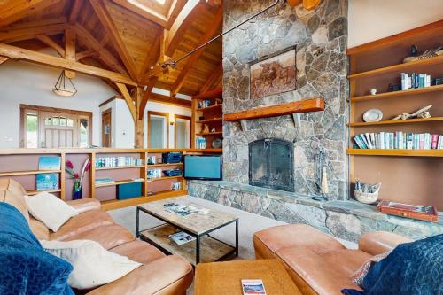 Bottle Bay Lakefront Lodge in Sandpoint (ID)