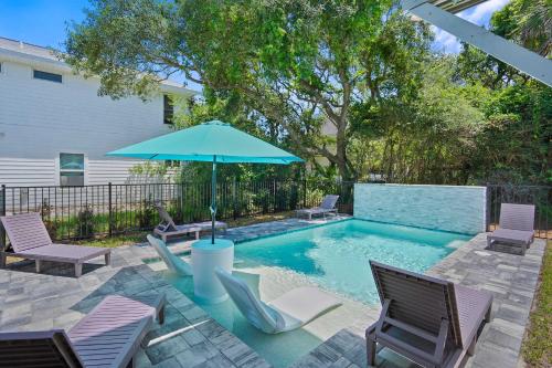 Serene Matanzas Beach House Half A Mile to Sand – khách sạn tại Crescent Beach