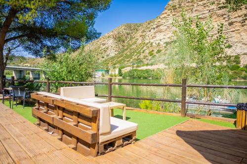 Camping Port Massaluca in Poblet