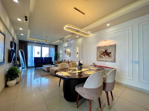 ELYSIUM TOWER- Signature Two Bedrooms Apartments Facing Centaurus Mall Islamabad in Islamabad galvaspilsēta