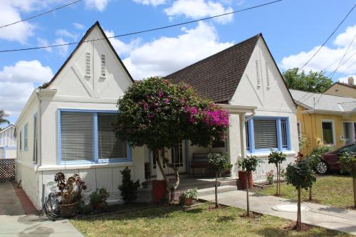 3-Bedroom Rose Garden Family Cottage – khách sạn tại Khac