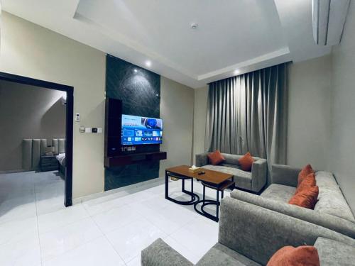 Kalm Serviced Apartments 2 - Tap to explore photos