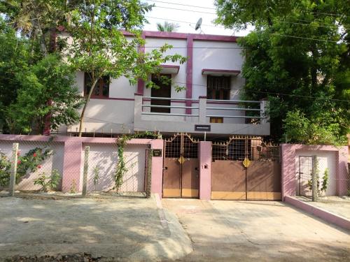 Aiswarya illam in 吉登伯勒姆