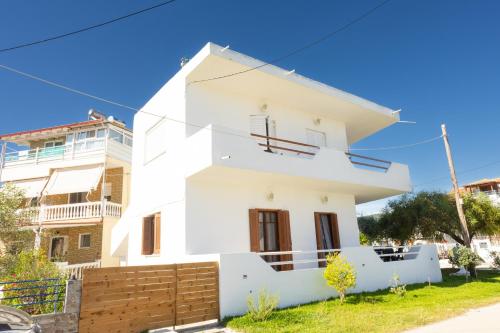 Anemoessa II in Ammoudia