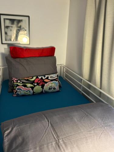 Le " Cerisier " Villa Male dorm shared room 8pm to 10am in La Courneuve