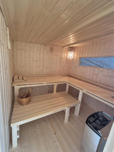 Sunny Garden Bungalow in Locenice