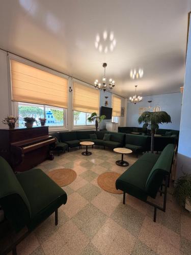 Hotel Madame Mere 4