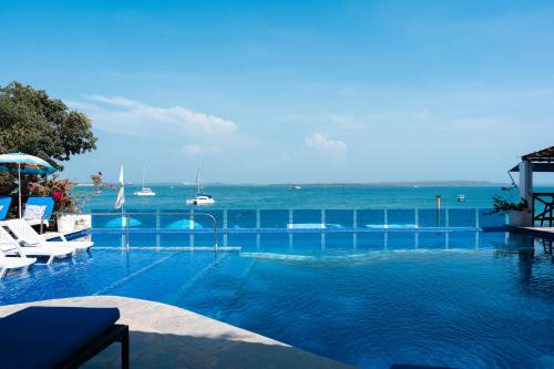 Hotel Isla Real – khách sạn tại Tierra Bomba