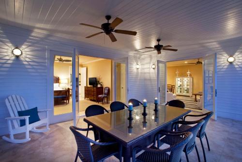 Sunset Key Cottages