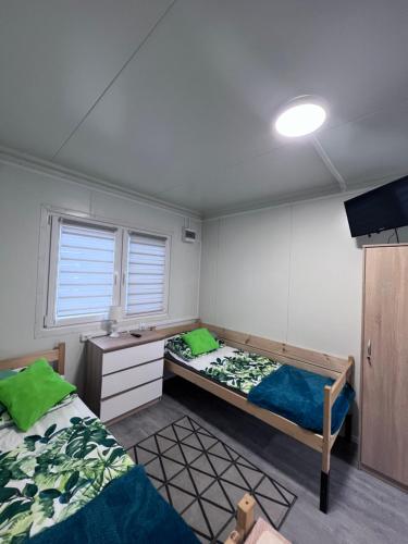 Apartamenty Pracownicze Bronowa 59a Parking in Sosnowiec