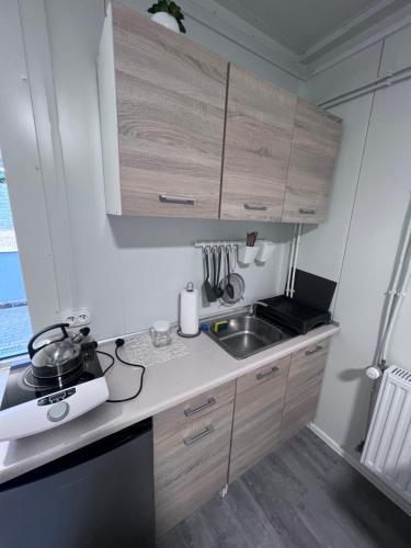 Apartamenty Pracownicze Bronowa 59a Parking in Sosnowiec