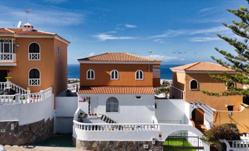 Ocean View Villa San Eugenio - Private Jacuzzi