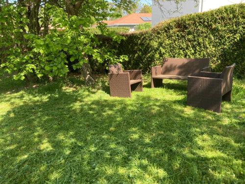 Maisonnette Hauts d'Evian in Larringes