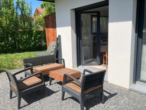 Maisonnette Hauts d'Evian in Larringes