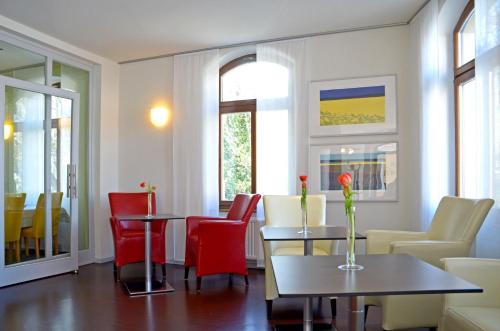 Hotel & Apartments Fürstenhof am Bauhaus - image 9