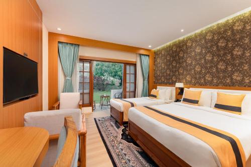 Dreamland Gold Resort & Hotel in Tilottama