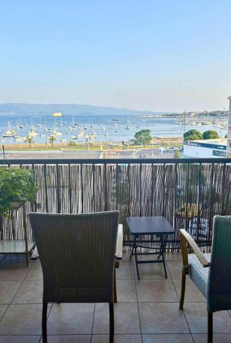 Apartment with Sea View - Private Parking - 5 min from airport