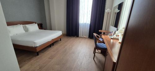 2 twin beds