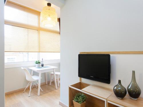 Cozy Gracia 2 bedrooms, Barcelona (zdjęcie 3)