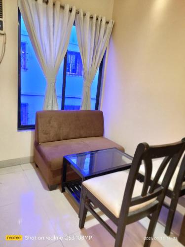 Hotel Shelter- 150 M From Lucknow Railway Station   in Charbagh