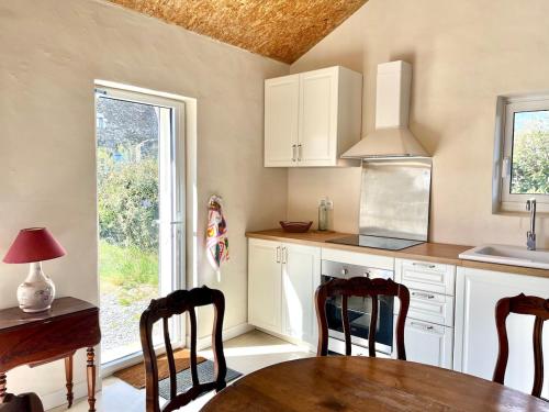 Konyha, Le Trésor, maison bioclimatique (Le Tresor, maison bioclimatique) in Lachapelle-sous-Aubenas