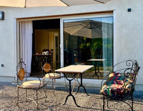 Erkély/terasz, Le Trésor, maison bioclimatique (Le Tresor, maison bioclimatique) in Lachapelle-sous-Aubenas
