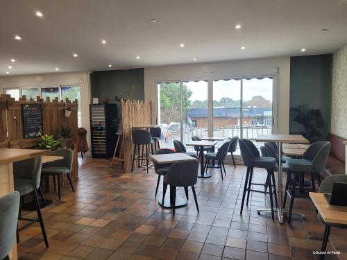 Pub/Lounge, Océan et Forêt (Ocean et Foret) in La Tremblade