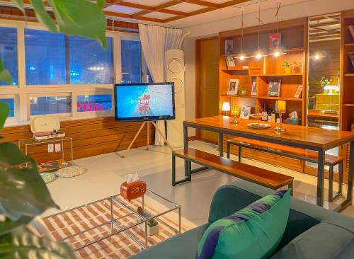 Wood sage House #3LDK #Busan KTX Station 1min #Large House