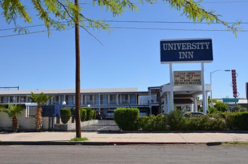 Bejárat, University Inn near Tucson Gyerekmúzeum
