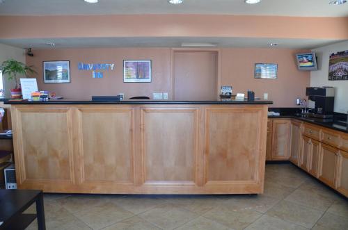 Előcsarnok, University Inn near Tucson Gyerekmúzeum