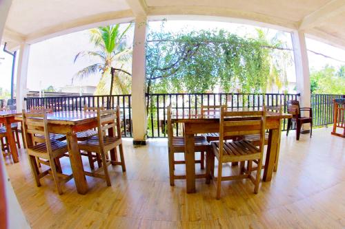 Hotel Pearl Gate in Chilaw