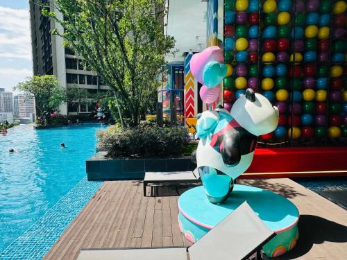 Klcc infinity swimming pool by 8 Kia peng - image 6