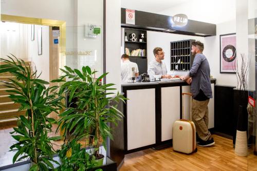 Radio Hotel - image 12