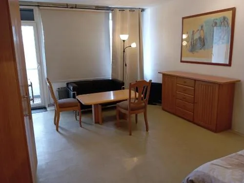 Apartement Nähe Supermärkte & Natur & gute Anbindung & Balkon in Duisburg, Deutschland