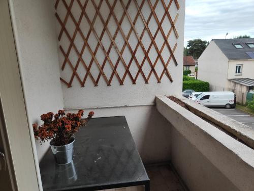 Erkély/terasz, Chez Maryam and Hügo (Chez Maryam and Hugo) in Palaiseau