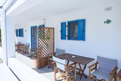 Skats, Thea Apartments in Emporios
