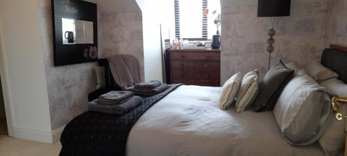 Double Bed in Loft Space with En Suite in Loughrea