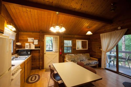 Lake Texoma Camping Resort Cabin 17